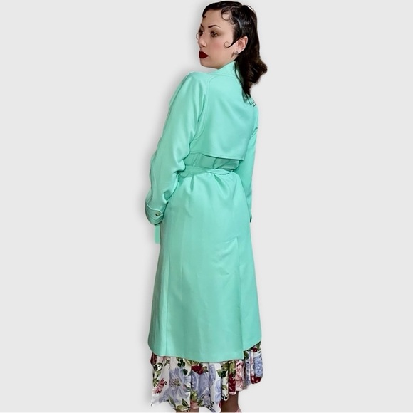 Sold - Picture 4 of 5